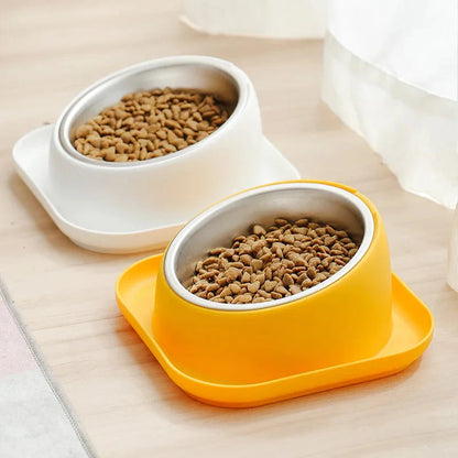 Ergonomic Non-Slip Pet Bowl for Cats and Dogs – Sustainable Plastic Design with 45° Incline